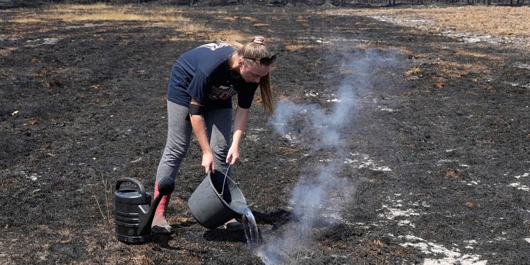 Bosbranden in Gironde verwoesten huizen en treffen toeristensector