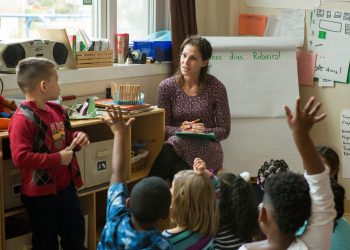 Amerikaans lerarentekort blijkt veel ernstiger door scheve verdeling in scholen