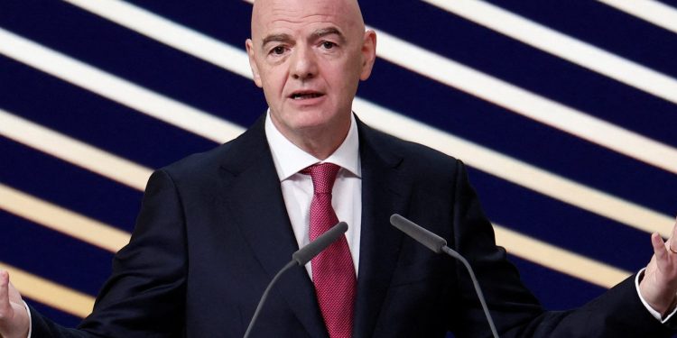 Noordse voetbalbonden zeggen vertrouwen op in FIFA-voorzitter Gianni Infantino