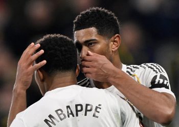 Real Madrid haalt Denzel Dumfries en herenigt met Mourinho