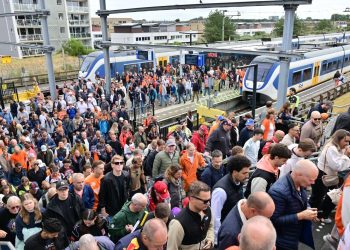 Zandvoort neemt afscheid van Formule 1 met massale toestroom